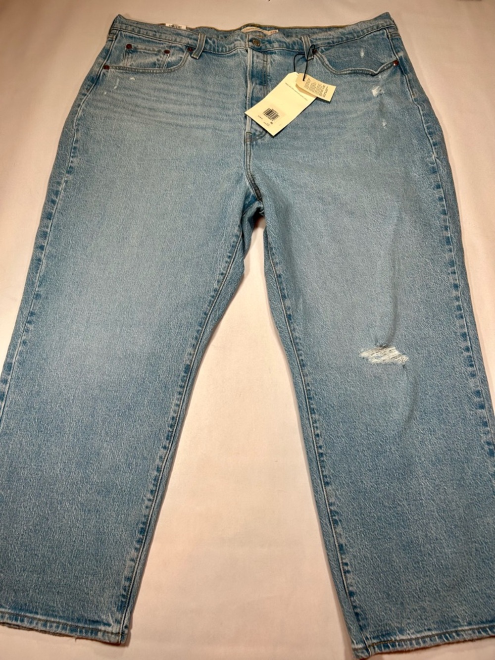 Levi’s Premium Denim Ribcage Straight Ankle Jeans